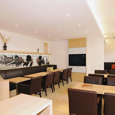 Guest house Havelfloss 2*